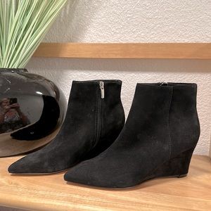 Nine West Carter wedge ankle bootie